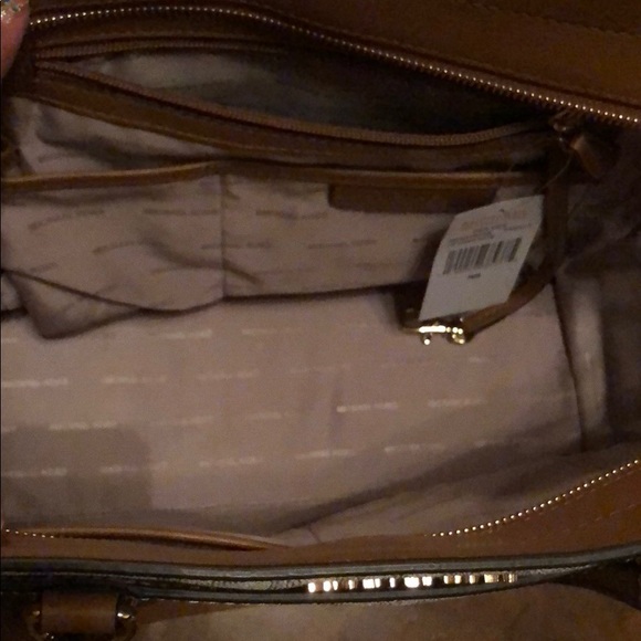 Michael Kors large convertible tote - Picture 5 of 8